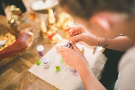 How do you make money selling on Etsy_
