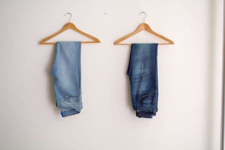 minimalist capsule wardrobe