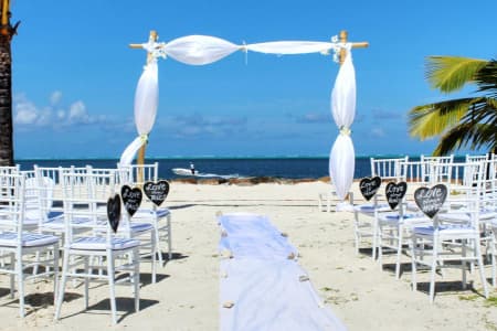 beach weddings abroad on a budget