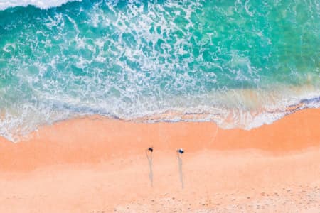 planning a beach wedding on a budget