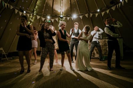 backyard wedding on a budget