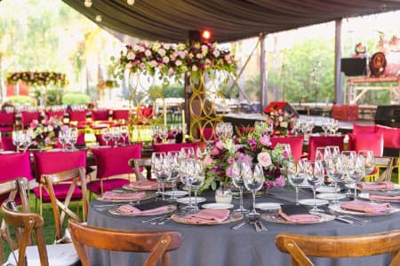 ideas for backyard wedding on a budget